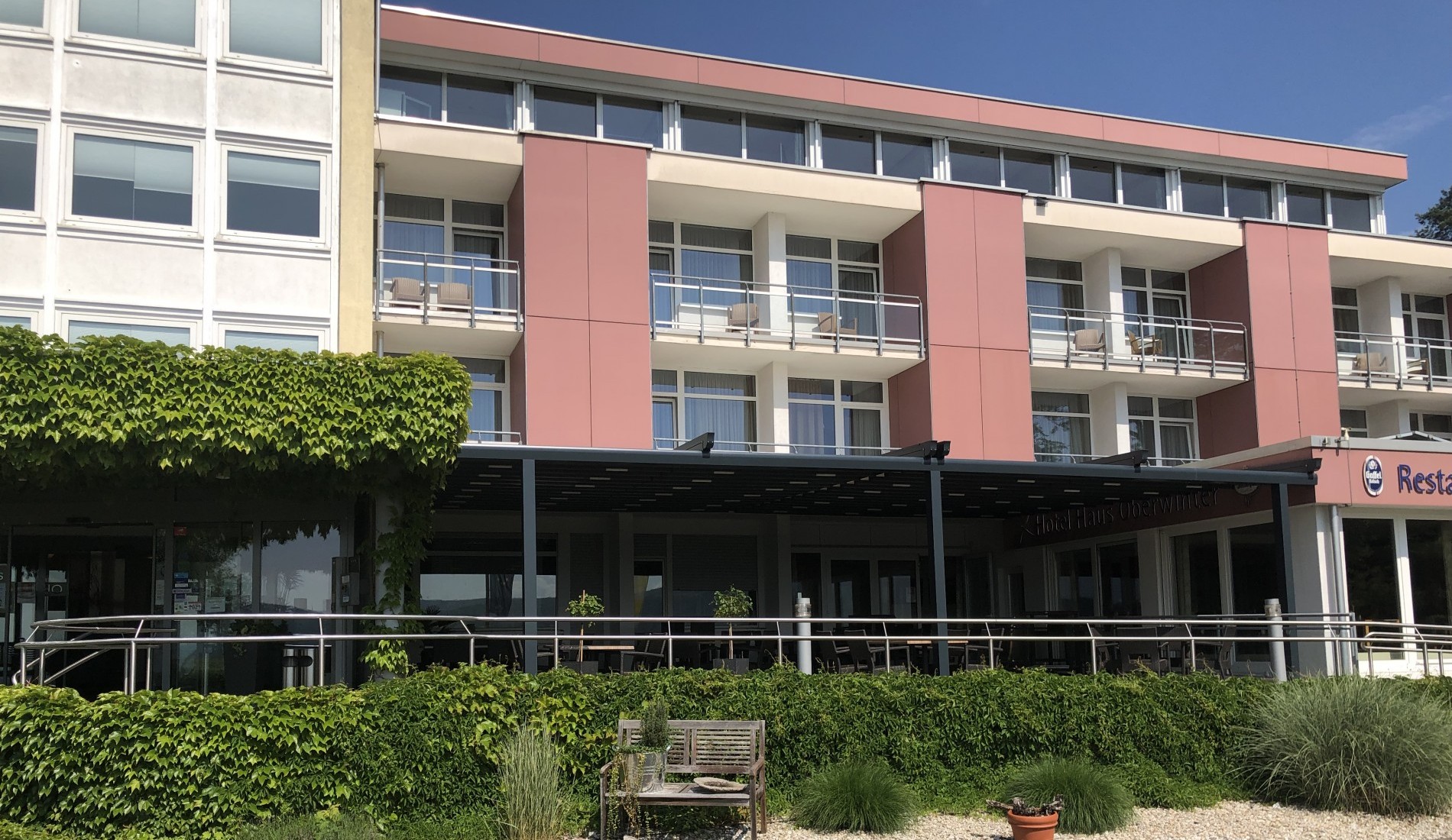 Frontansicht Ringhotel Haus Oberwinter