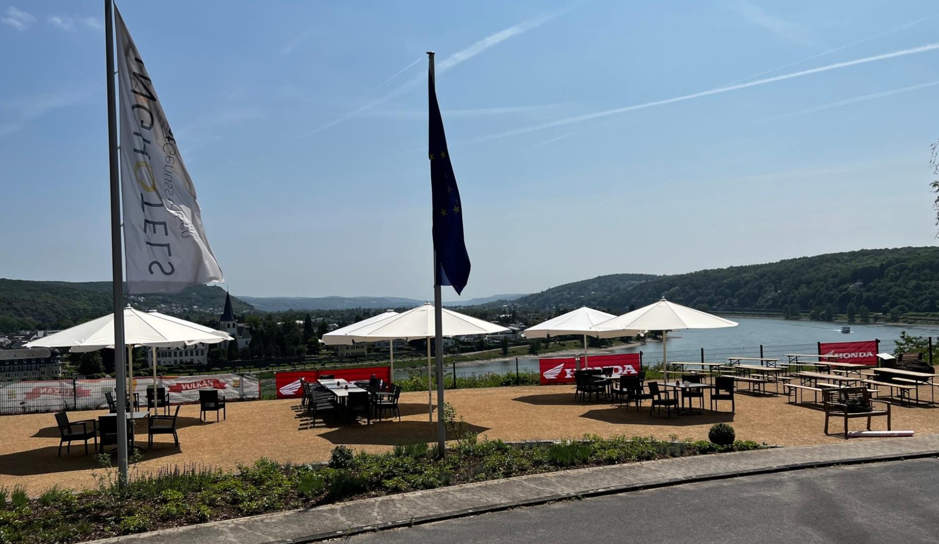 biergarten-rhein-636